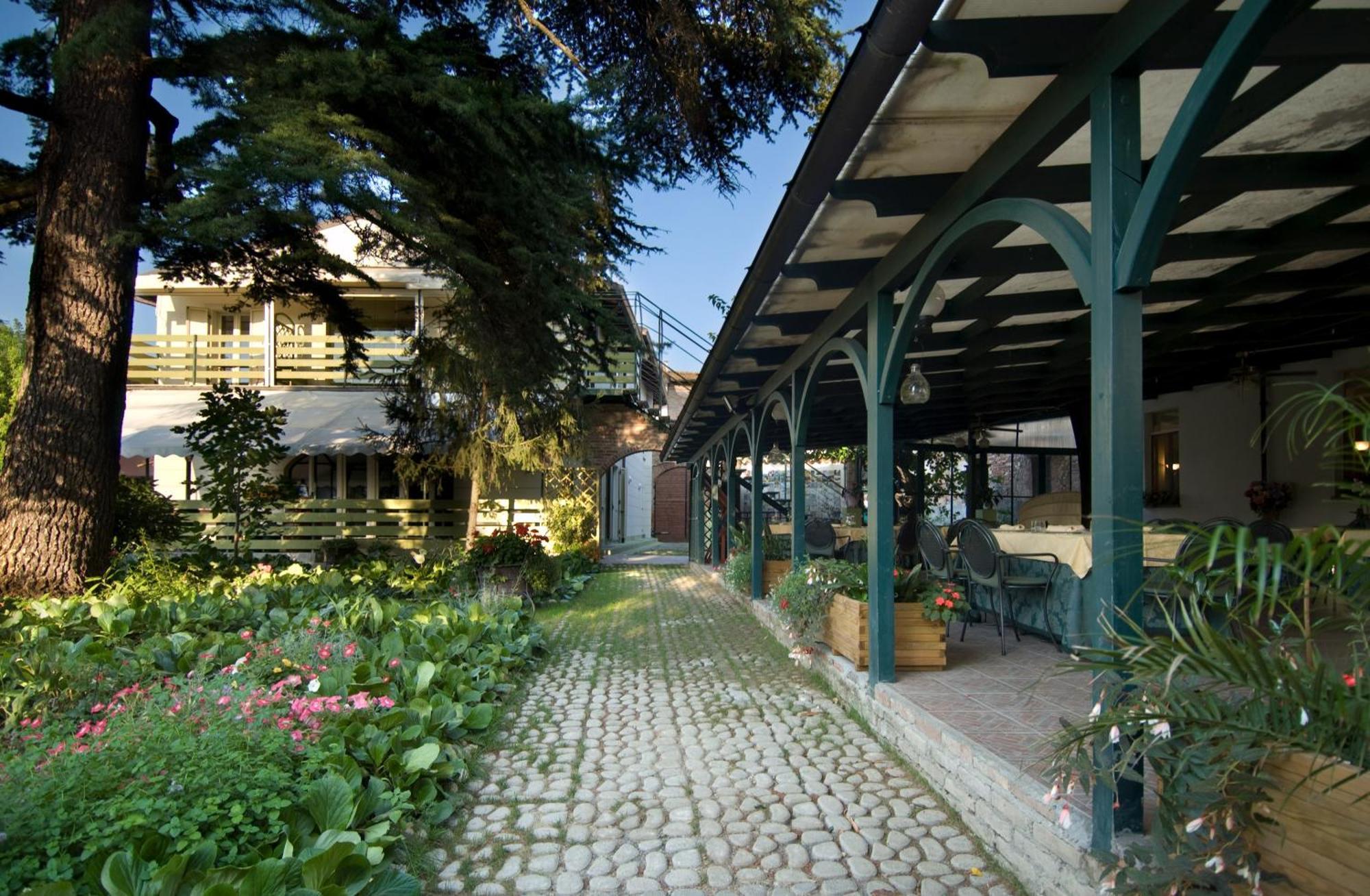 Carbonara Scrivia Malpassuti Resort מראה חיצוני תמונה